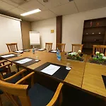Hotel Holiday Inn Helsinki-Vantaa Airport, an IHG hotel