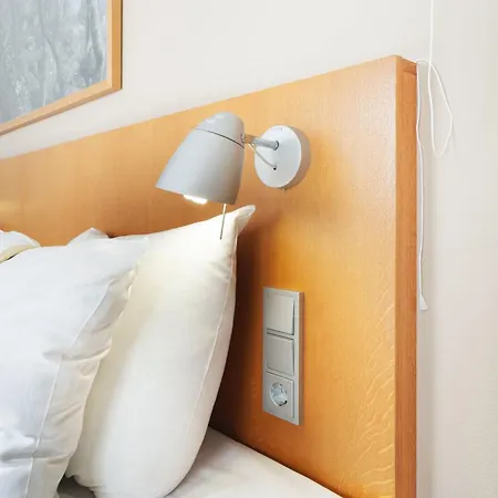 Hotel Helsinki-vantaa Airport By Ihg 4*