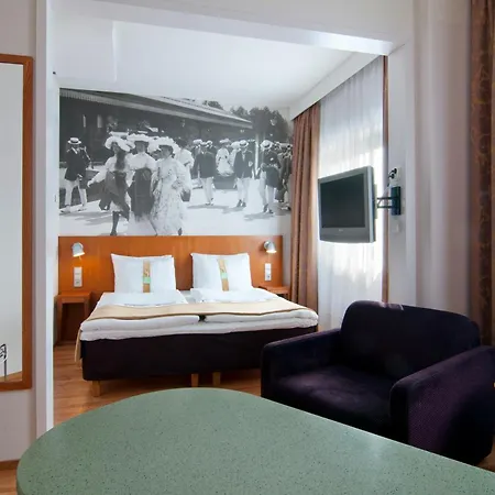 Helsinki-vantaa Airport By Ihg