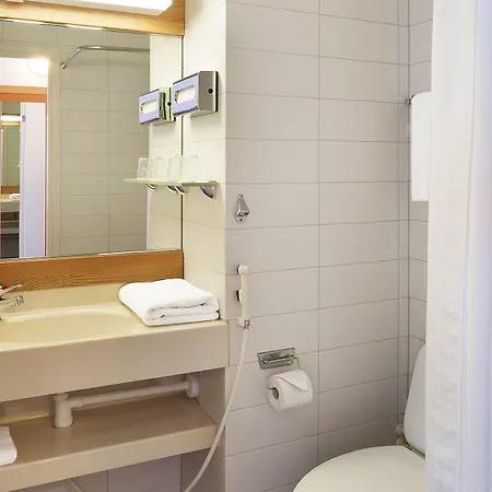 Helsinki-vantaa Airport By Ihg Hotel