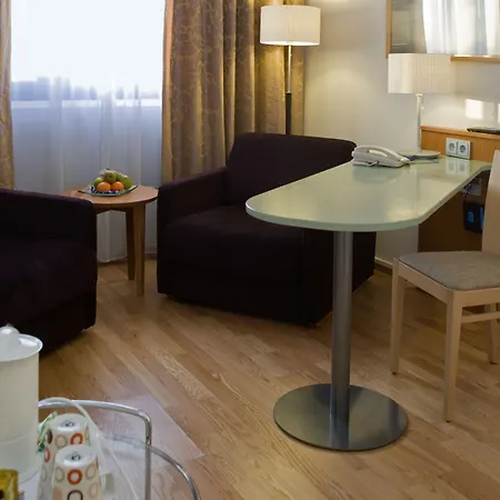 Helsinki-vantaa Airport By Ihg Hotel Vantaa