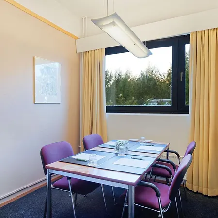 Helsinki-vantaa Airport By Ihg Отель 4*