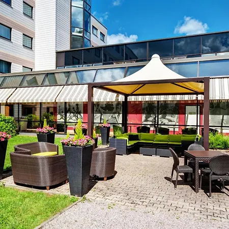 Helsinki-vantaa Airport By Ihg