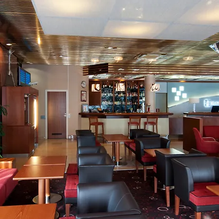 Hotel Helsinki-vantaa Airport By Ihg Vantaa