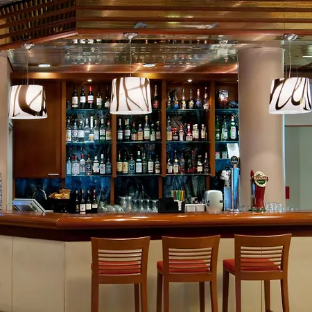 Helsinki-vantaa Airport By Ihg Βάνταα