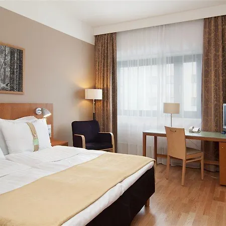 Hotel Helsinki-vantaa Airport By Ihg 4*