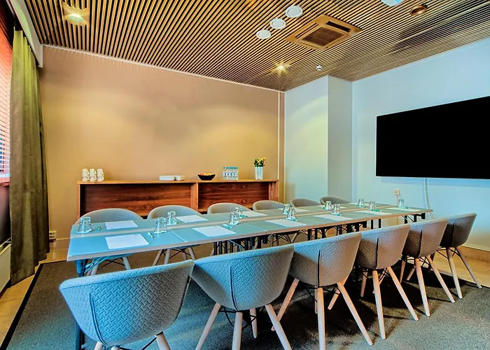 Hotel Helsinki-vantaa Airport By Ihg Vantaa