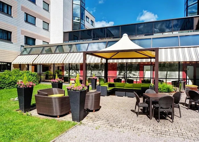 Helsinki-vantaa Airport By Ihg