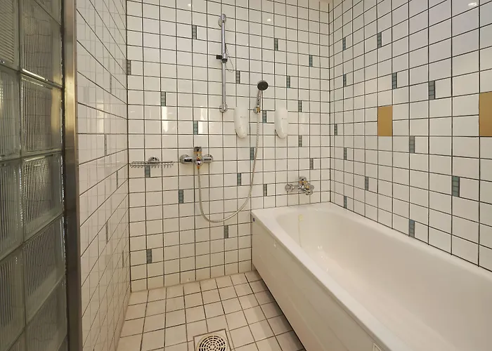 Hotel Helsinki-vantaa Airport By Ihg Vantaa