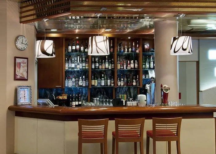 Helsinki-vantaa Airport By Ihg