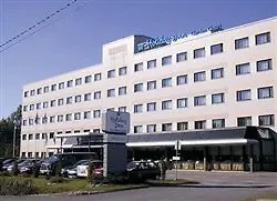 Helsinki-vantaa Airport By Ihg